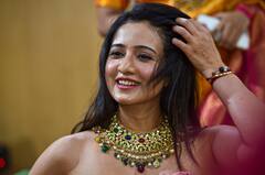 Gold Price Today : বুধে কত বাড়ল সোনার দাম, বাংলায় আজ কত যাচ্ছে দর ?