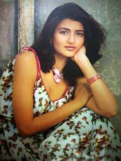 पति ने छोड़ा साथ...तलाक के बाद कार में बिताई रातें, बहुत दर्द से गुजरी है नीली आंखों वाली इस दिग्गज अभिनेत्री की जिंदगी