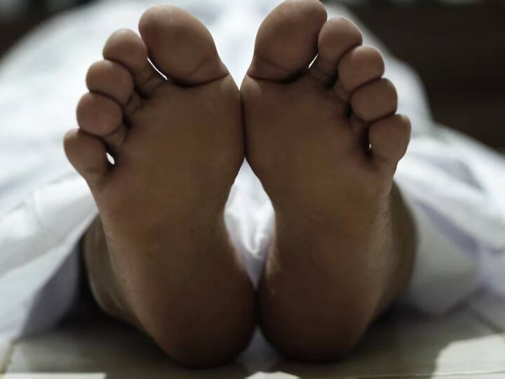 Student commits suicide in Kota the student was preparing for NEET in Rajasthan  Rajasthan News: कोटा में एक और स्टूडेंट ने की आत्महत्या, नीट की तैयारी कर रही छात्रा ने मौत को लगाया गले