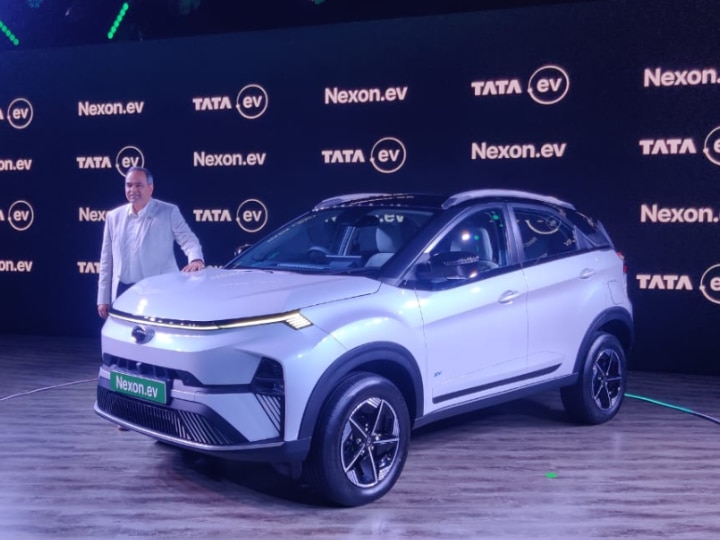 Tata nexon deals ev variants