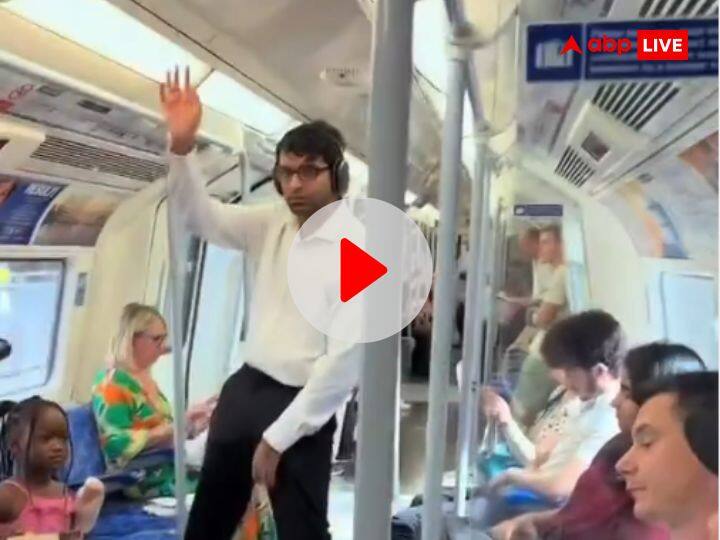 Man dances to Chaiyya-Chaiyya song in Shahrukh khan style in London Metro video viral लंदन मेट्रो में शाहरुख स्टाइल में 'छैंया-छैंया' पर जमकर झूमा शख्स, खूब वायरल हो रहा वीडियो