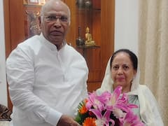 प्रतिभा सिंह के दिल्ली दौरे से सियासी हलचल तेज, जानें क्या हैं इसके मायनें?