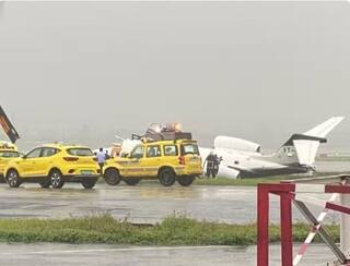 Mumbai Chartered Plane Crash: ਮੁੰਬਈ ਏਅਰਪੋਰਟ 'ਤੇ ਪ੍ਰਾਈਵੇਟ ਚਾਰਟਰਡ ਫਲਾਈਟ ਰਨਵੇ ਤੋਂ ਫਿਸਲਿਆ, ਜਹਾਜ਼ ਹੋਏ ਦੇ ਦੋ ਟੁਕੜੇ