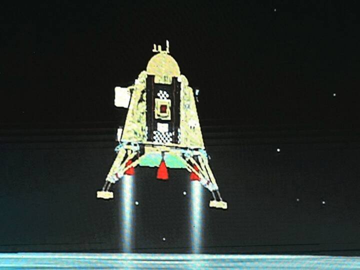 Madhya Pradesh Indore Replica of Chandrayaan 3 will be installed principle approval will be given today ann Indore: चंद्रयान 3 की सफलता को इंदौर में मिलेगा स्थाई स्वरूप, प्रतिकृति लगाई रेप्लिका