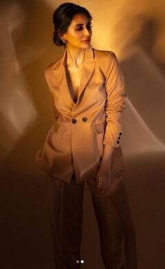 Nikita Dutta: ਨਿਕਿਤਾ ਦੱਤਾ ਨੇ ਬੌਸੀ ਲੁੱਕ ਵਿੱਚ ਲਾਇਆ ਗਲੈਮਰ ਦਾ ਤੜਕਾ, ਦਿਖਾਇਆ ਸਿਜ਼ਲਿੰਗ ਅੰਦਾਜ਼