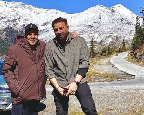 ਸੰਨੀ ਦਿਓਲ ਨਾਲ ਇਸ ਲੜਾਈ ਕਾਰਨ ਗੁਰਿੰਦਰ ਇੰਨਾ ਨਾਰਾਜ਼ ਹੋ ਗਿਆ ਕਿ ਧਰਮਿੰਦਰ ਦੇ ਕਹਿਣ 'ਤੇ ਵੀ ਉਹ ਫਿਲਮ ਬਣਾਉਣ ਲਈ ਰਾਜ਼ੀ ਨਹੀਂ ਹੋਏ।