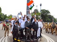 यूपी में वकीलों की हड़ताल खत्म, योगी सरकार ने सभी मांगों को माना, हटाए जाएंगे हापुड़ के एडिशनल एसपी