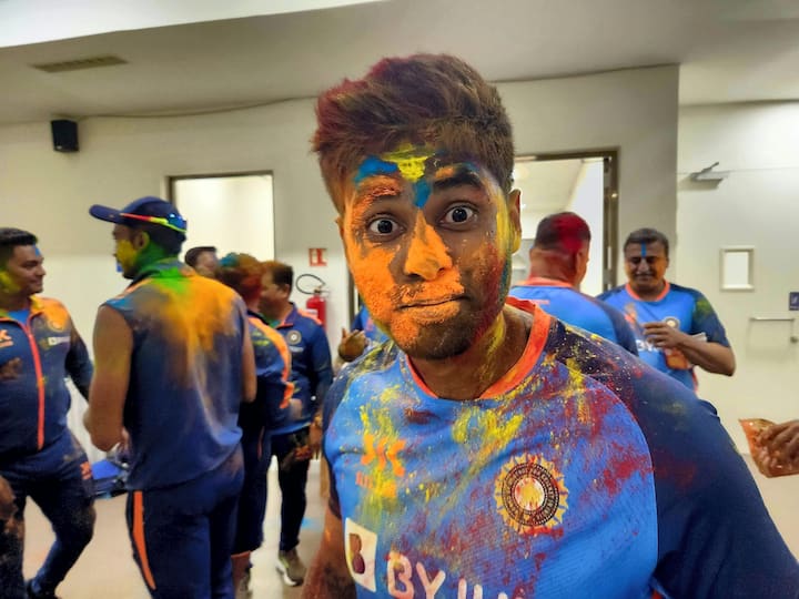 এ বি ডিভিলিয়ার্সের পর শটে এত বৈচিত্র বিশ্বক্রিকেটের আর কোনও ব্যাটারের নেই।