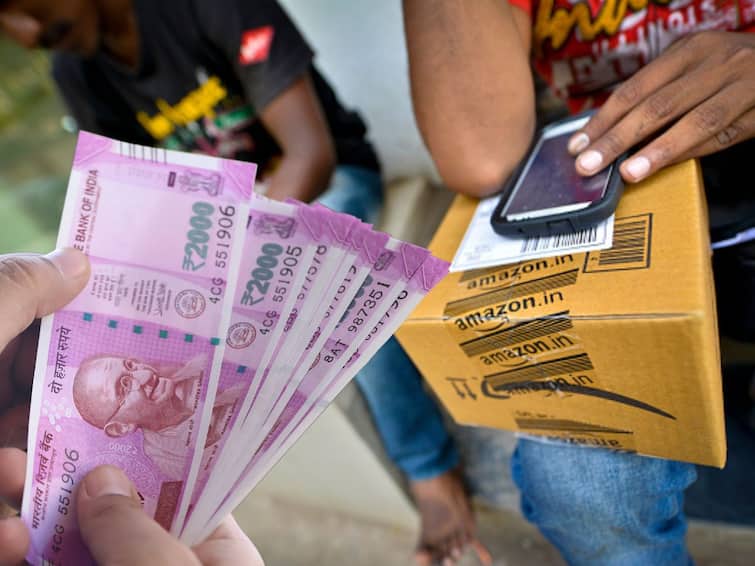 Rs 2000 Withdrawal Amazon To Stop Accepting Rs 2,000 Note On Cash On Delivery From RBI Order Amazon To Stop Accepting Rs 2,000 Note For Cash On Delivery From September 19