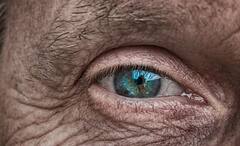 Skincare Tips: শুধু বয়স বাড়লেই কি থাবা বসায় বলিরেখা! এড়ানোর উপায়ই বা কী, জেনে নিন খুঁটিনাটি