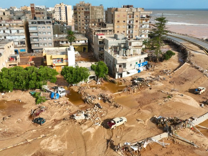 बाढ़ से लीबिया में 20 हजार से अधिक लोगों की मौत की आशंका, सर्वाइवर ने बताई दर्दभरी कहानी
