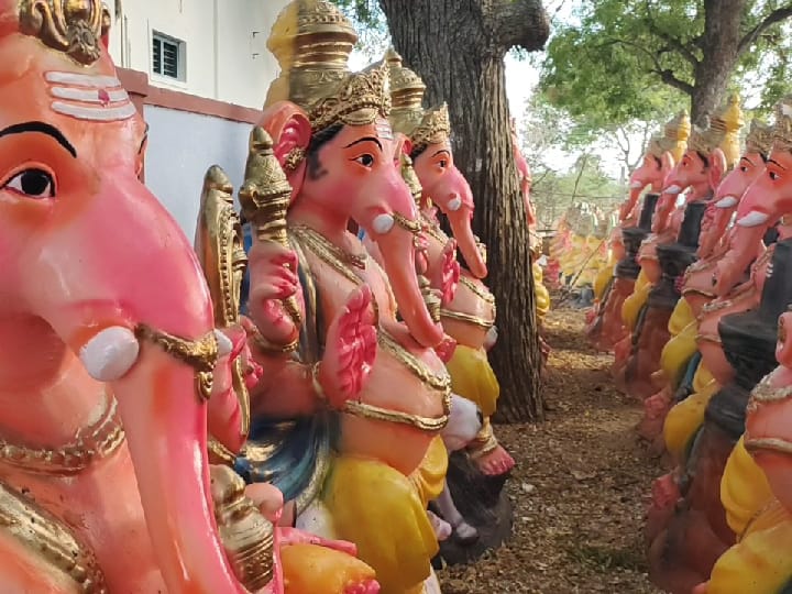 Vinayagar Chaturthi 2023: தூத்துக்குடி மாவட்டம் கொம்மடி கோட்டையில் தயாராகி வரும் மாசில்லா விநாயகர் சிலைகள்