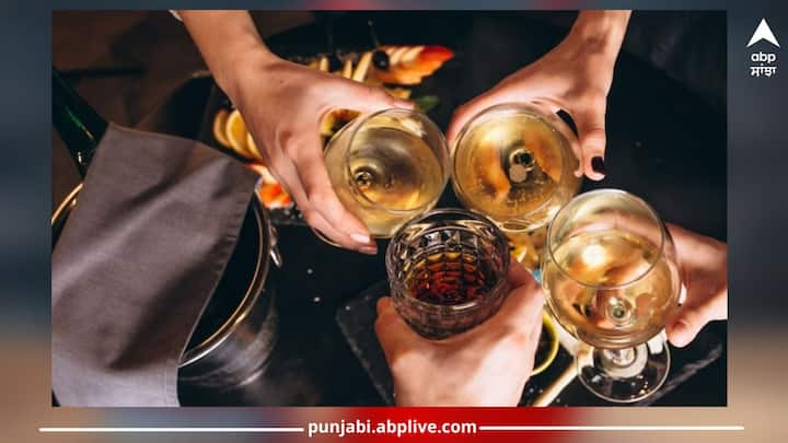 Alcohol Intoxication: ਅਜਿਹੇ 'ਚ ਸ਼ਰਾਬ ਦੇ ਸ਼ੌਕੀਨ ਲੋਕਾਂ ਨੂੰ ਇਹ ਪਤਾ ਹੋਣਾ ਚਾਹੀਦਾ ਹੈ ਕਿ ਇਸ ਦਾ ਨਸ਼ਾ ਕਿੰਨਾ ਚਿਰ ਰਹਿੰਦਾ ਹੈ ਤੇ ਜ਼ਿਆਦਾ ਨਸ਼ਾ ਹੋਣ 'ਤੇ ਇਸ ਨੂੰ ਘੱਟ ਕਰਨ ਲਈ ਕੀ ਉਪਾਅ ਕੀਤੇ ਜਾ ਸਕਦੇ ਹਨ।