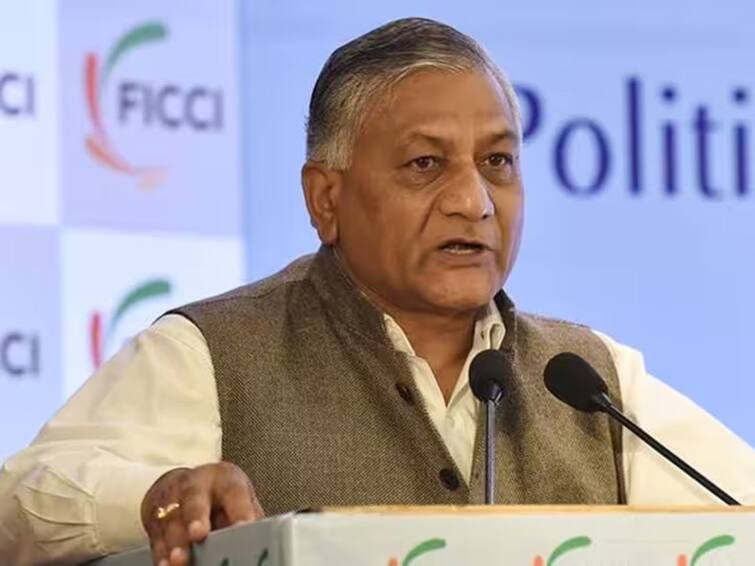 Union Minister Former Army Chief General VK Singh Stressed The Need To Isolate Pakistan VK Singh: ఉగ్రవాదులను ప్రేరేపిస్తున్న పాక్‌ను ఏకాకి చేయాలి: కేంద్ర మంత్రి వీకే సింగ్