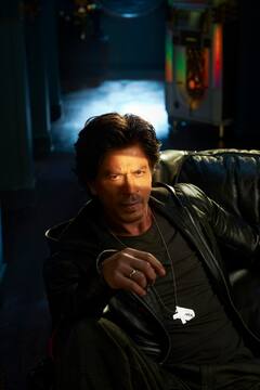 Shah Rukh Khan से लेकर Alia Bhatt तक... सोशल मीडिया पर एक पोस्ट से भारी भरकम कमाई करते हैं ये सितारे