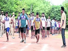 ఎస్సై ఈవెంట్స్‌లో విషాదం- రన్నింగ్ చేస్తూ కుప్పకూలి యువకుడు మృతి