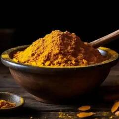 Health News: গ্যাস-অম্বল-বদহজমে কিছু ওষুধের থেকেও দ্রুত কাজ করে হলুদ ?