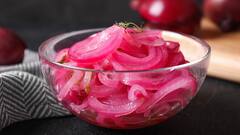 Benefits Of Onion: આ કારણે ડુંગળીને રૂટીન ડાયટમાં અચૂક કરવી જોઇએ સામેલ, તેના ફાયદા જાણી દંગ રહી જશો