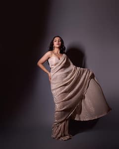 Ahsaas Channa Oozes Elegance In A Shimmery Saree