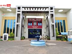 Rajahmundry Jail: రాజమండ్రి సెంట్రల్ జైల్ సూపరింటెండెంట్ భార్య అనారోగ్యంతో మృతి