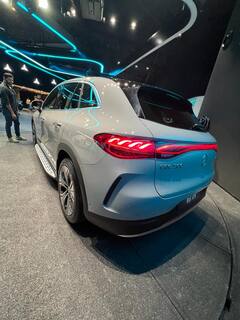 Mercedes Benz EQE: मर्सिडीज ने लॉन्च की EQE इलेक्ट्रिक एसयूवी, मिलेगी 10 साल की बैटरी वारंटी