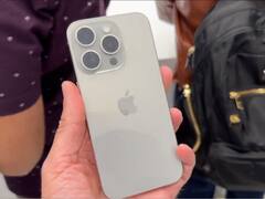 Apple iPhone 15 Pro पर लग रहा इतना टैक्स कि आप खरीद लें 4 एंड्रॉइड फोन, अमाउंट जान हैरान रह जाएंगे