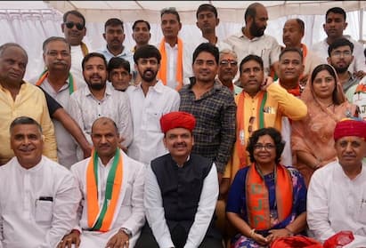 Devendra Fadnavis in Ajmer: उपमुख्यमंत्री देवेंद्र फडणवीस यांची गुरुवारी भर पावसात अजमेरमध्ये सभा झाली.
