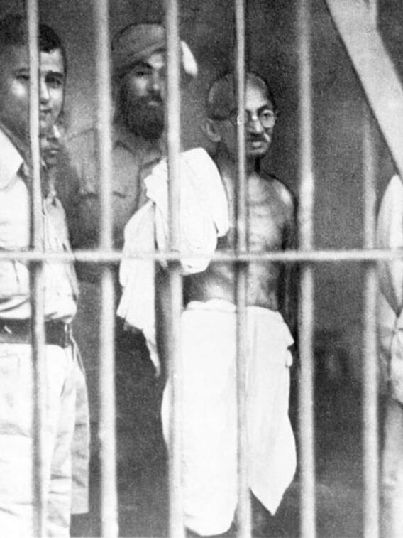 गांधी जी कब-कब और क्यों गिरफ्तार हुए?