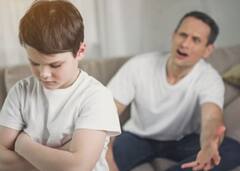 Parenting Tips : मुलांना सारखे रागवत असाल तर त्यांचे मानसिक आरोग्य बिघडू शकते, पाहा