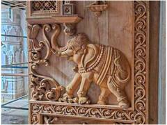 Ayodhya Ram Mandir: राम मंदिर के ग्राउंड फ्लोर की सामने आई तस्वीरें, पत्थर के स्तंभ पर दिखी आकर्षक नक्काशी