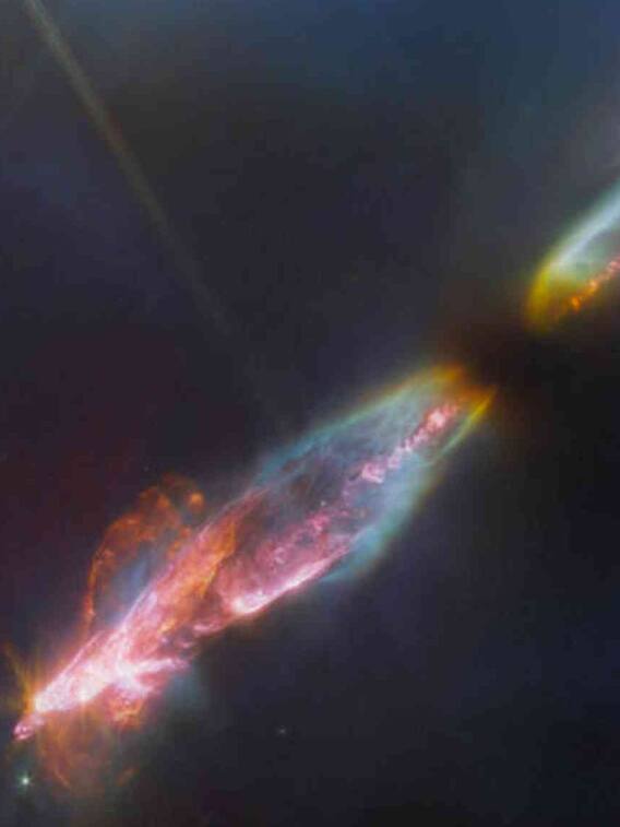 गैस, डस्‍ट और सुपरसोनिक स्‍पीड, स्‍पेस में बन रहा नया स्‍टार, नासा लाया तस्‍वीर