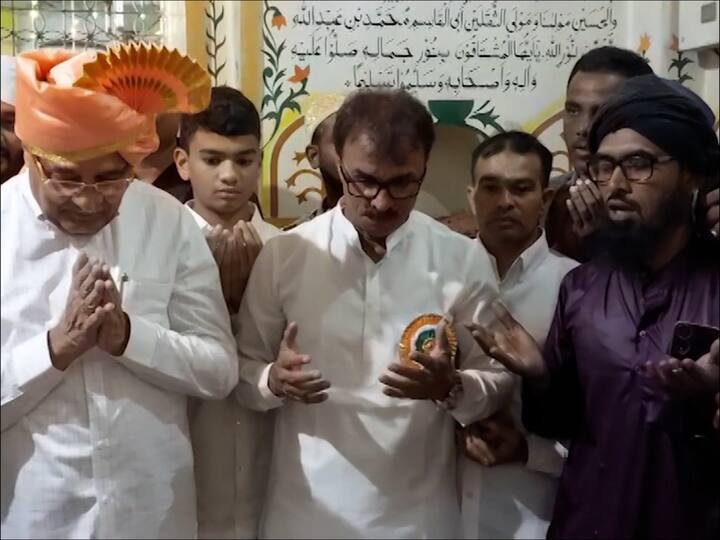 आत्तापर्यंत अनेक राजकीय नेत्यांचे भावी मुख्यमंत्री फ्लेक्स राज्यभर झळकल्याच आपण पाहिलंय.