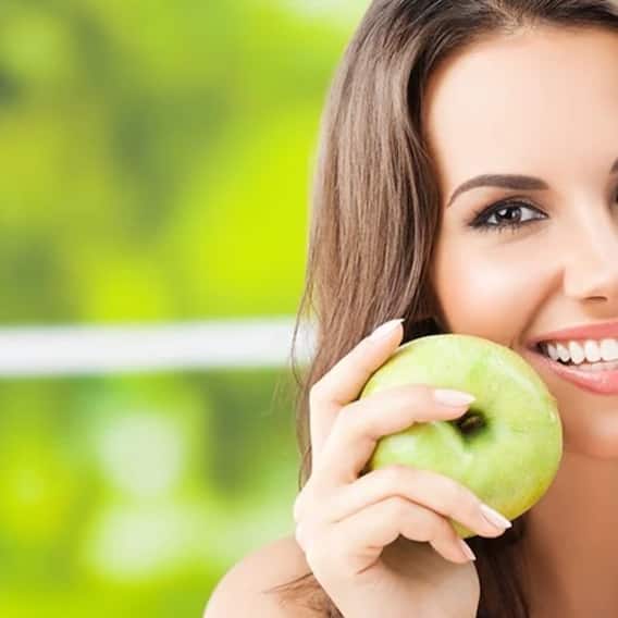 Apple: Green apple most beneficial or red? See which diseases this apple drives away Apple: Green apple most beneficial or red? See which diseases this apple drives away
