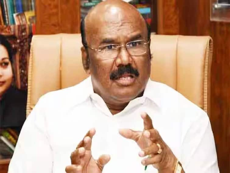 Former Minister Jayakumar has said that Annamalai should express regret for speaking wrongly about former cm Annadurai2 Minister Jayakumar: பேரறிஞர் அண்ணா பற்றி தவறாக பேசியதற்கு அண்ணாமலை வருத்தம் தெரிவிக்க வேண்டும் - ஜெயக்குமார்