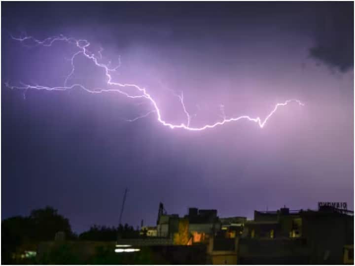 Ghaziabad Rain teenage girl dies after lightning Strike UP Rain News Ghaziabad Rain: गाजियाबाद में आकाशीय बिजली गिरने से बच्ची की दर्दनाक मौत, 3 लोग घायल