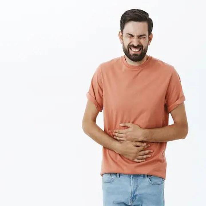 প্রায়ই বদহজমের সমস্যায় ভুগছেন ? তাহলে প্রাথমিকভাবে ওষুধের পরিবর্তে ব্যবহার করতে পারেন হলুদ। কারণ, এই সমস্যার মোকাবিলায় হলুদের গুরুত্ব অপরিসীম।