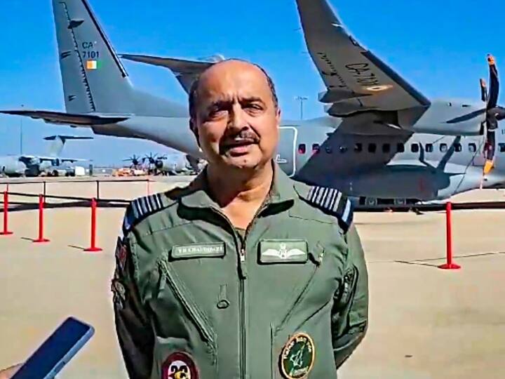 indian air force chief vr chaudhari says india will buy LCA Mark 1A fighter jets भारतीय वायुसेना में शामिल होंगे 100 तेजस फाइटर जेट्स, जानें इस स्वदेशी एलसीए मार्क 1A लड़ाकू विमान की क्या है खासियत?