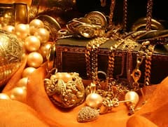 Golden Harvest Scheme: તહેવારોની સીઝનમાં સોનું ખરીદવામાં ન કરો ભૂલ, ખોટનો સોદો છે જ્વેલર્સની આ સ્કીમ