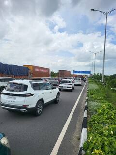 Car Rally on ORR: చంద్రబాబుకు మద్దతుగా ఓఆర్ఆర్ పై ఐటీ ఉద్యోగుల కారు ర్యాలీ