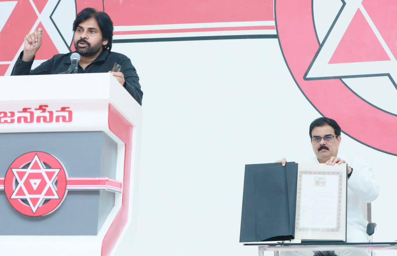 Pawan Kalyan: జగన్ నువ్వెంత? నీ బతుకెంత? ప్రజలే కొట్టి చంపేస్తారు - పవన్ కల్యాణ్ ఘాటు వ్యాఖ్యలు
