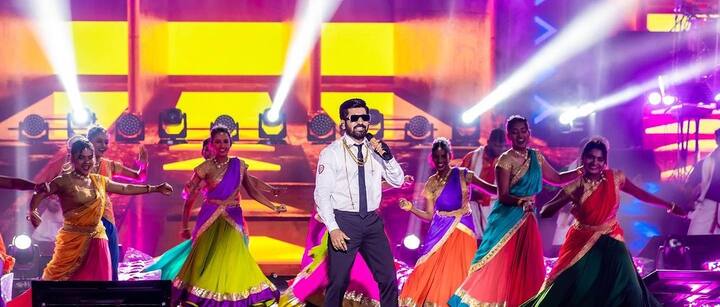 கோலிவுட் மற்றும் அரசியல் வட்டாரங்களில் இந்தத் தகவல் பரபரப்பைக் கிளப்பி வருகிறது.