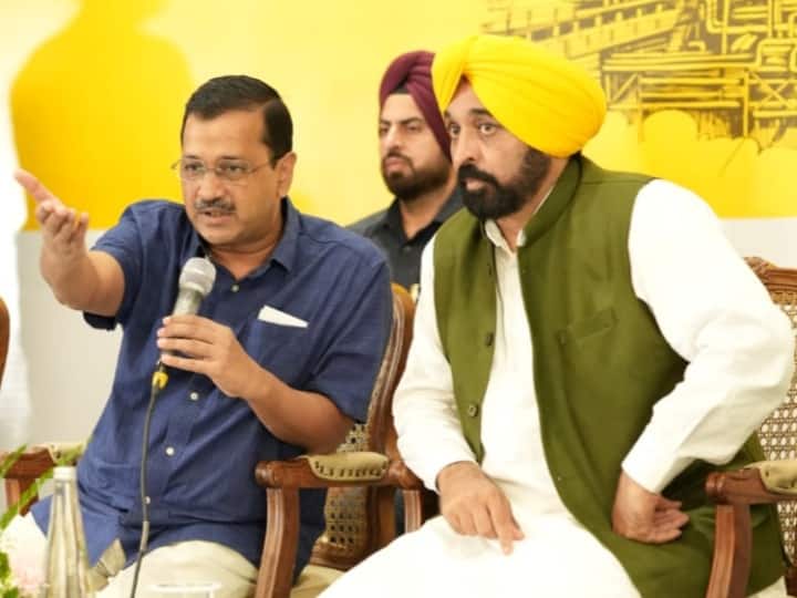 AAP supremo Arvind Kejriwal attacks BJP says- 'Double Engine Government Proved Fatal For People Punjab में AAP सुप्रीमो केजरीवाल का बीजेपी पर हमला, बोले- ‘डबल इंजन की सरकार मूर्ख बनाने का जुमला’