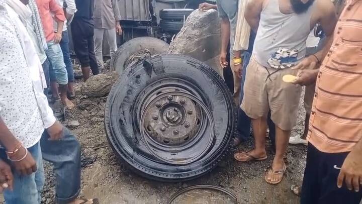 जखमींवर एरंडोल ग्रामीण रुग्णालयात उपचार सुरु आहेत.