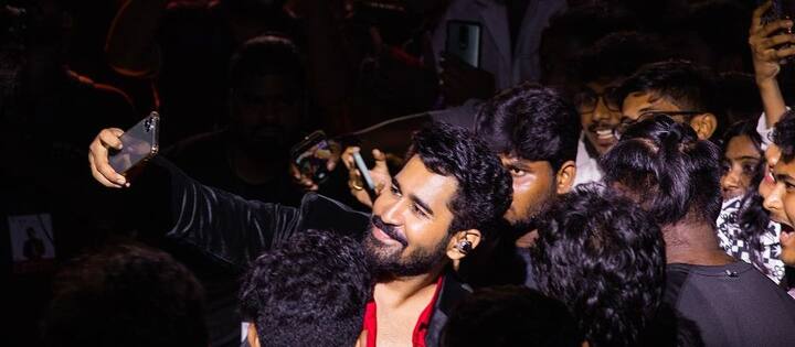 கடந்த செப்டம்பர் 9 ஆம் தேதி சென்னை நந்தனத்தில் உள்ள YMCA மைதானத்தில் விஜய் ஆண்டனியின் இசை நிகழ்ச்சி வெற்றிகரமாக நடந்து முடிந்தது.