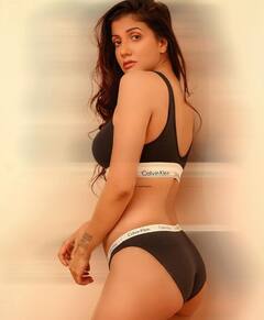 Actress Archana singh: એક્ટ્રેસ અર્ચના સિંહનો જોવા મળ્યો બિકિની અંદાજ, વાયરલ થઈ તસવીરો