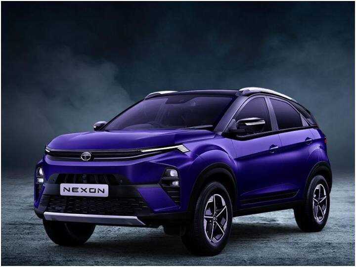 Car Sales Report in December 2023 Tata Nexon Punch On Top Check Details Best Selling SUVs in India: దేశంలో బెస్ట్ సెల్లింగ్ ఎస్‌యూవీలు ఇవే - టాప్‌లో రెండు టాటా కార్లే!