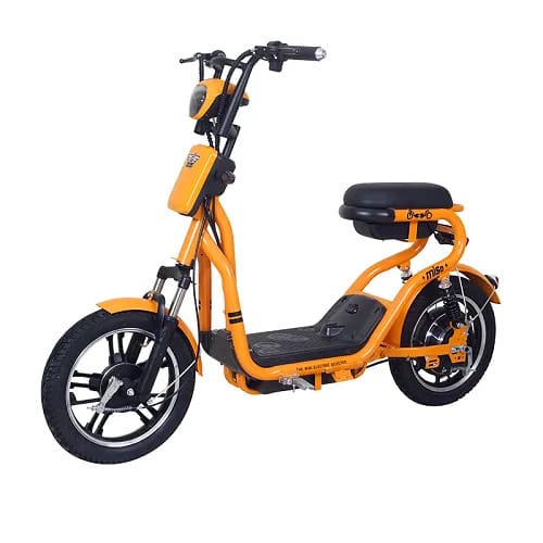 दूसरा इलेक्ट्रिक स्कूटर जेमोपाइ मिजो है, जो 48 वोल्ट 1 किलो वाट लिथियम आयन पैक बैटरी से लैस है. इसकी टॉप स्पीड 25 किलोमीटर प्रति घंटा है. इसे भी आप बिना ड्राइविंग लाइसेंस और रजिस्ट्रेशन के चला सकते हैं.