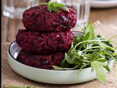 Beetroot Aloo Cutlet Recipe: बीटरूट और आलू से बनाएं ये शानदार कटलेट, टेस्ट और हेल्थ दोनों के लिए है शानदार
