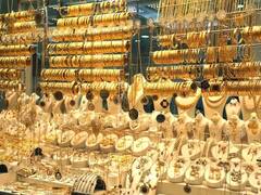 Golden Harvest Scheme: તહેવારોની સીઝનમાં સોનું ખરીદવામાં ન કરો ભૂલ, ખોટનો સોદો છે જ્વેલર્સની આ સ્કીમ