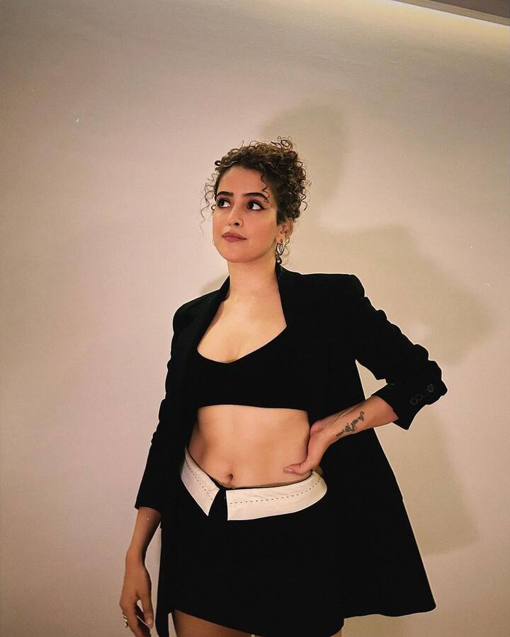 సాన్యా మల్హోత్రా లేటెస్ట్ స్టిల్స్ (Image Courtesy : sanyamalhotra_ / Instagram)